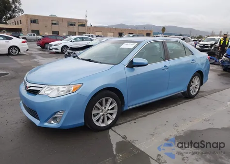 2012 Toyota Camry Hybrid Xle z USA, uszkodzony, nr VIN 4T1BD1FK1CU007205